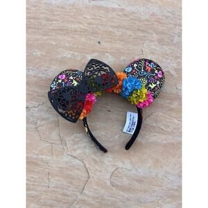 Disney Rare Minnie Ears Floral Black Coco Dia de Los Muertos Lace Headband